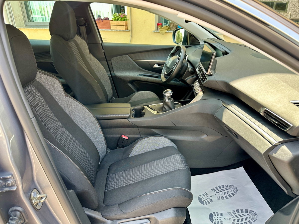 Peugeot 3008 BlueHDi 130 S&S EAT8 Active Pack (14)