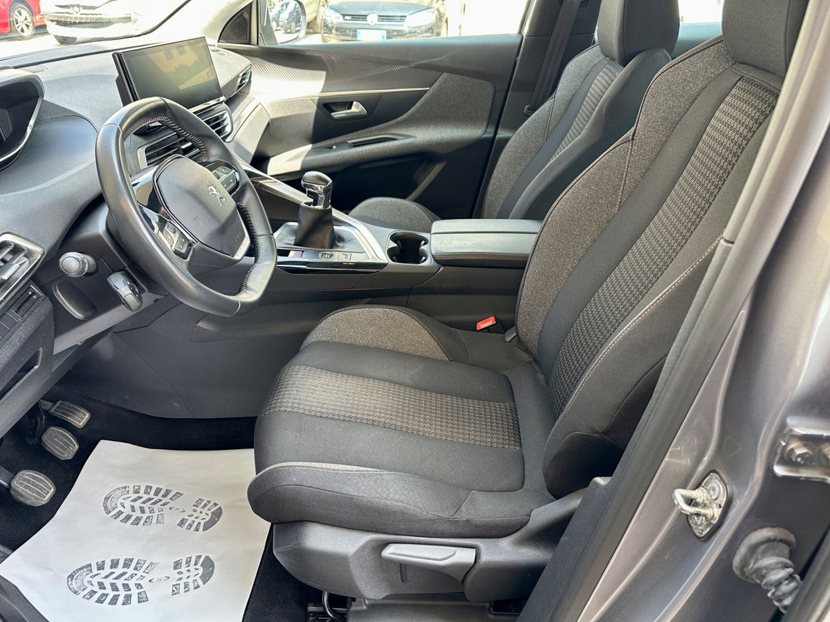 Peugeot 3008 BlueHDi 130 S&S EAT8 Active Pack (17)