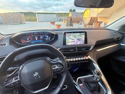 Peugeot 3008 BlueHDi 130 S&S Allure (9)