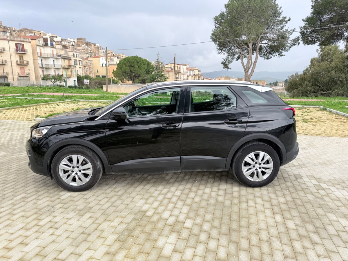 Peugeot 3008 BlueHDi 130 S&S Allure (14)