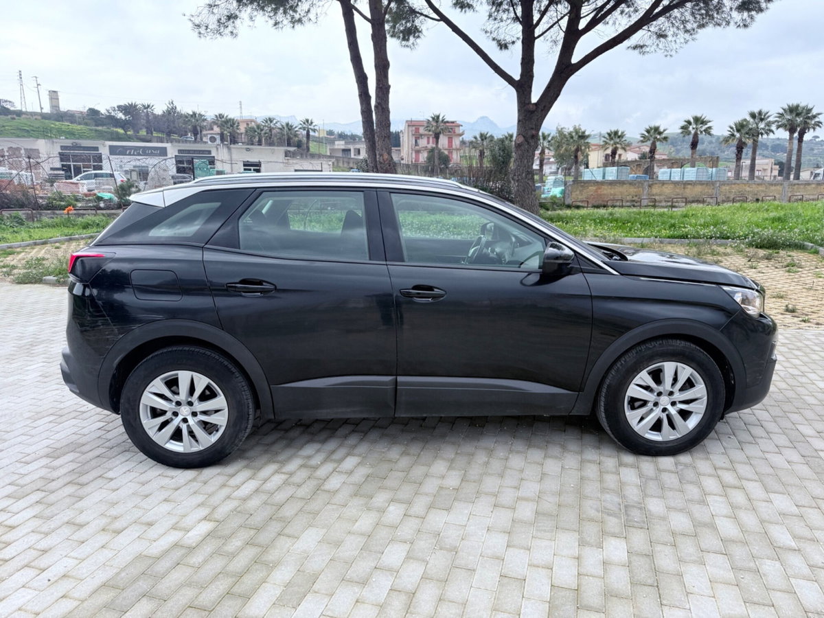 Peugeot 3008 BlueHDi 130 S&S Allure (17)