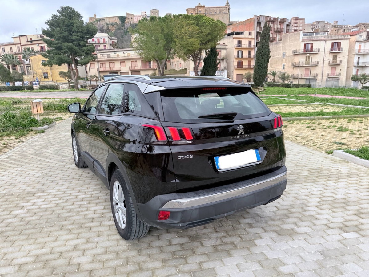 Peugeot 3008 BlueHDi 130 S&S Allure (18)