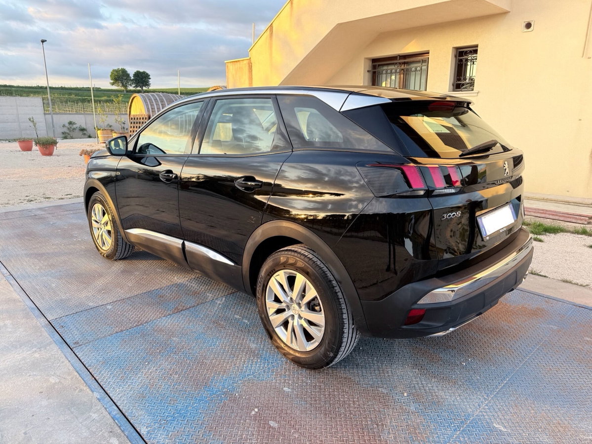 Peugeot 3008 BlueHDi 130 S&S Allure