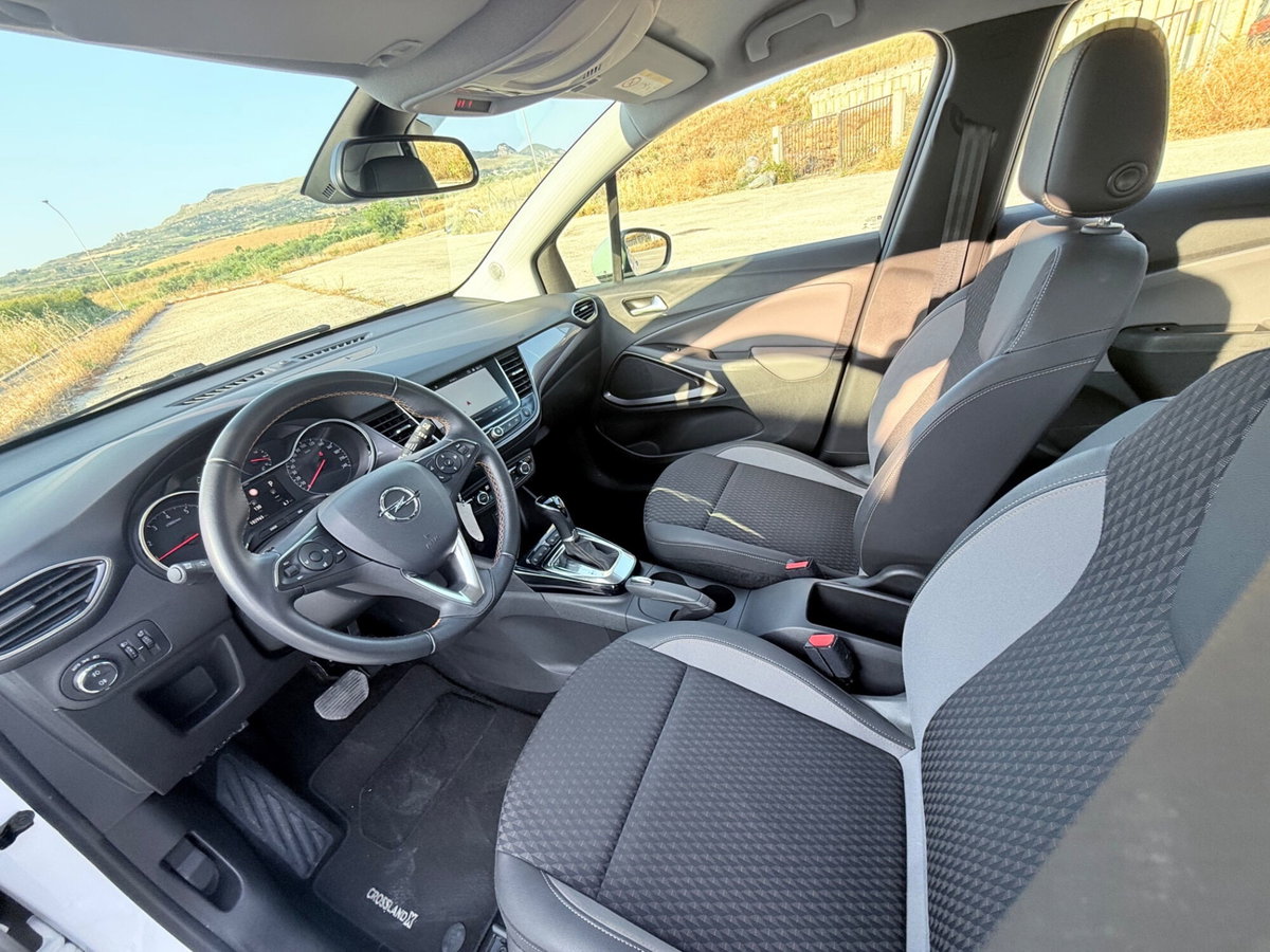 Opel Crossland X 1.5 ECOTEC D 120 CV Start&Stop aut. Ultimate (13)
