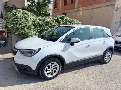 Opel Crossland X 1.5 ECOTEC D 120 CV Start&Stop aut. Ultimate (2)