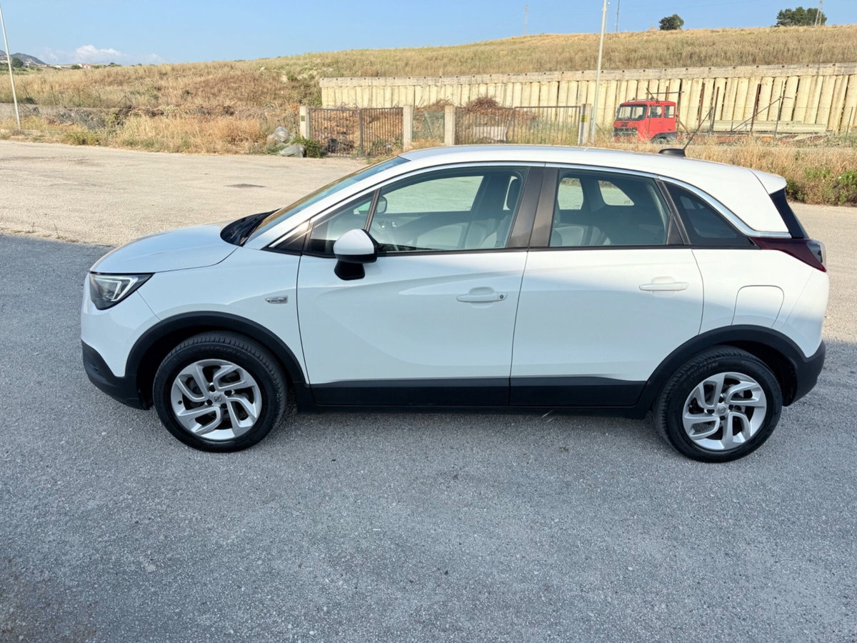 Opel Crossland X 1.5 ECOTEC D 120 CV Start&Stop aut. Ultimate (3)