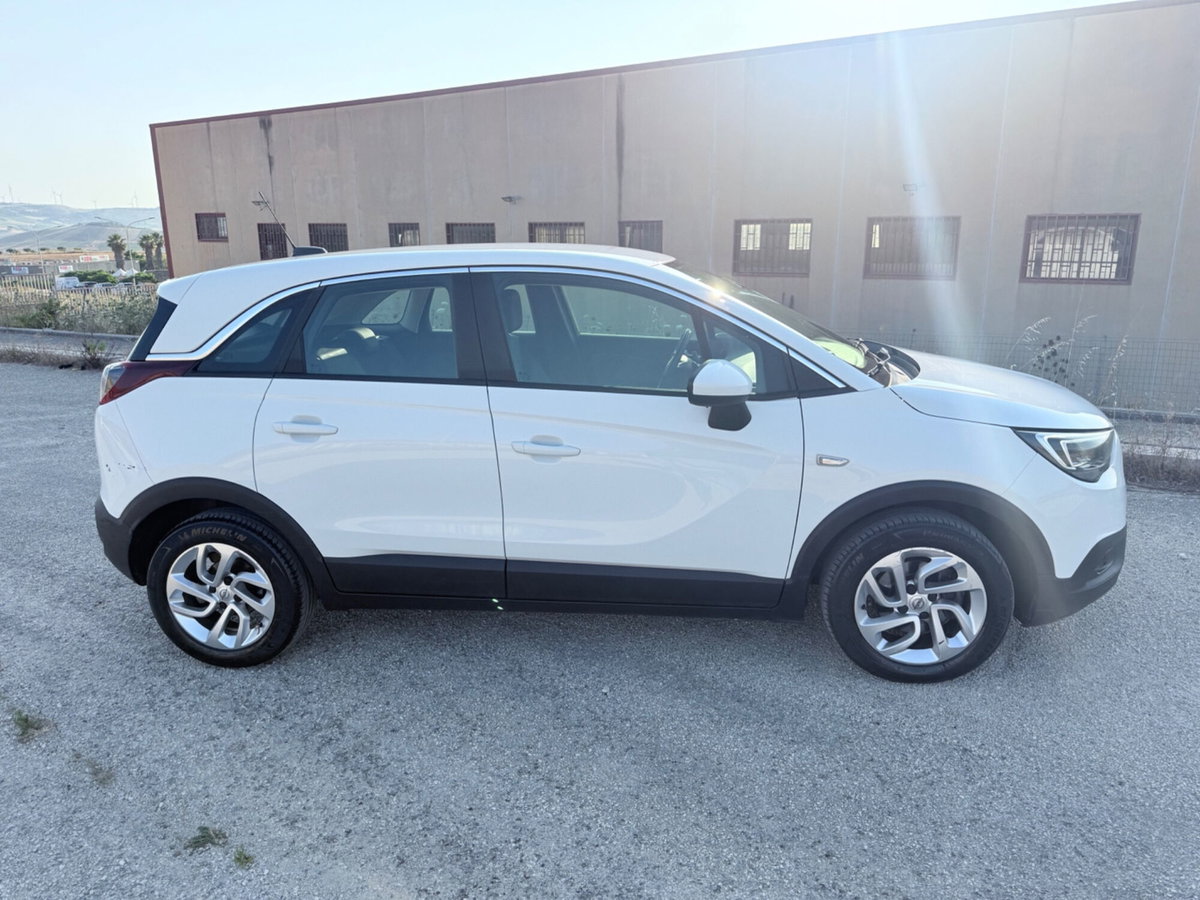 Opel Crossland X 1.5 ECOTEC D 120 CV Start&Stop aut. Ultimate (5)