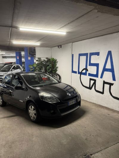 Renault Clio 1.2 16V 5 porte Luxe usata