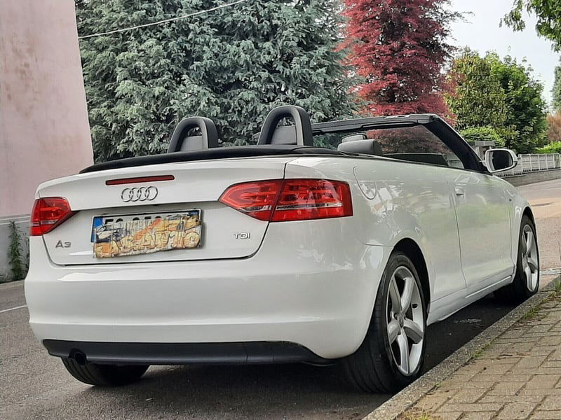 Audi A3 Cabrio 1.6 TDI 105 CV CR Ambition