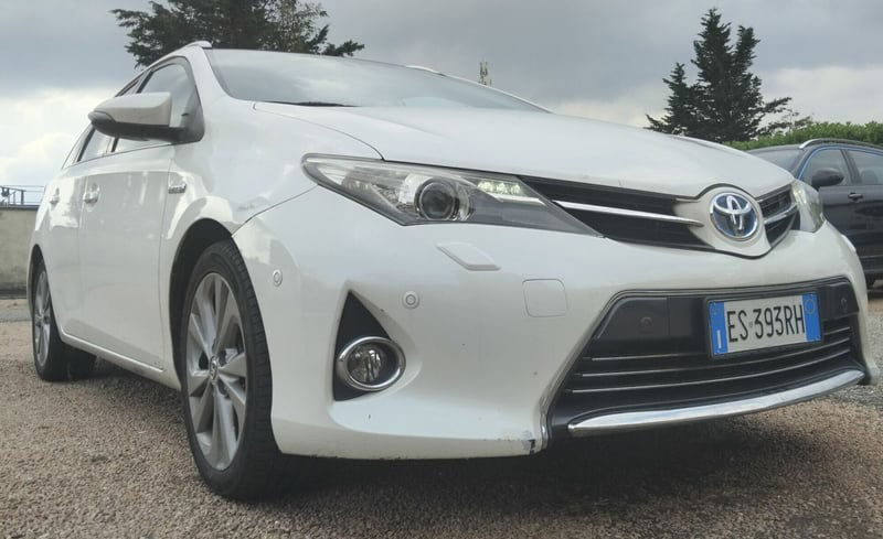 Toyota Auris Station Wagon 1.8 Hybrid Lounge