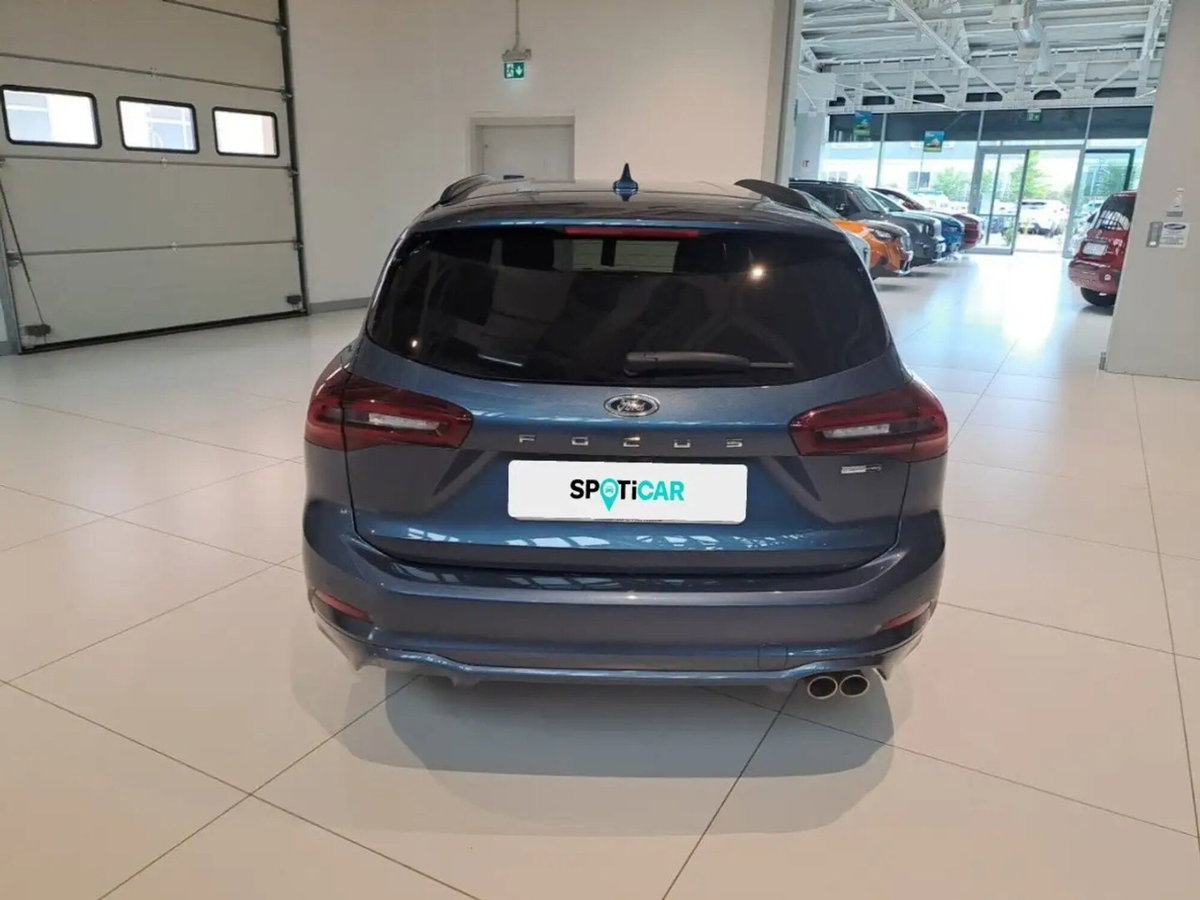 Ford Focus Station Wagon 1.0 EcoBoost 125 CV Start&Stop SW ST Line (6)