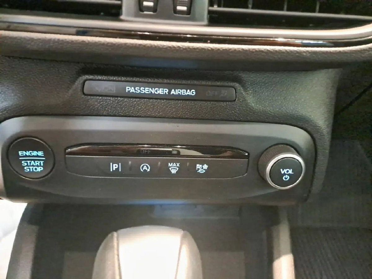 Ford Focus Station Wagon 1.0 EcoBoost 125 CV Start&Stop SW ST Line (7)