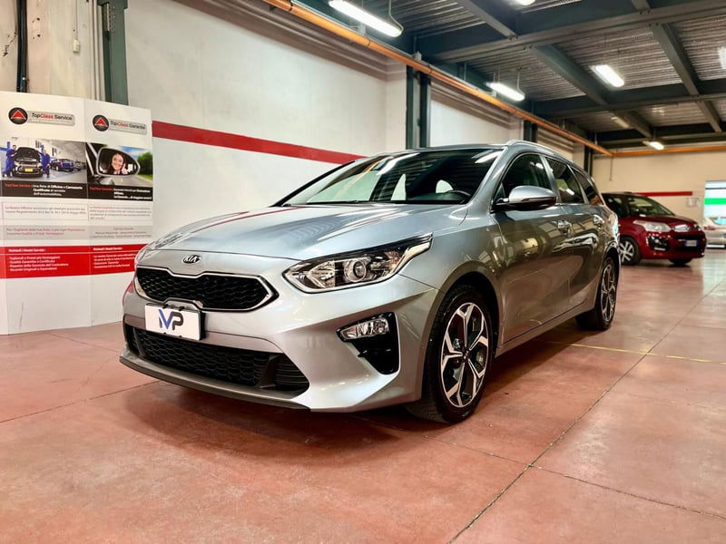Kia Ceed Sport Wagon 1.6 CRDi 136 CV MHEV DCT SW Business Class