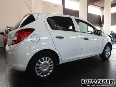 Opel Corsa 1.0 12V 5 porte Club usata
