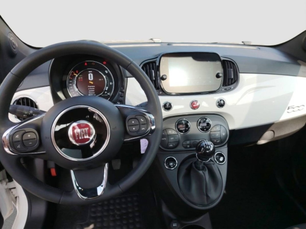 Fiat 500 1.0 hybrid Dolcevita 70cv (14)