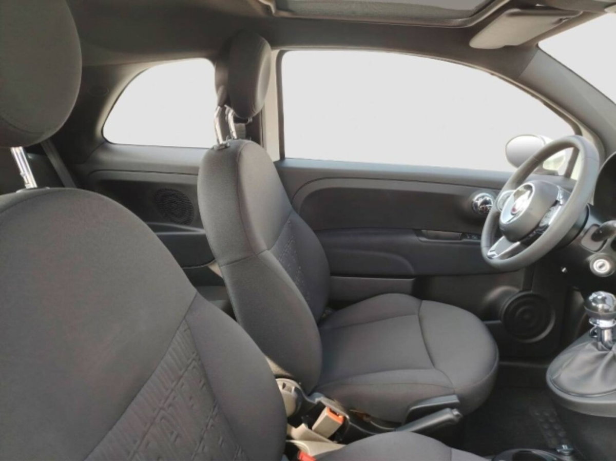 Fiat 500 1.0 hybrid Dolcevita 70cv (18)