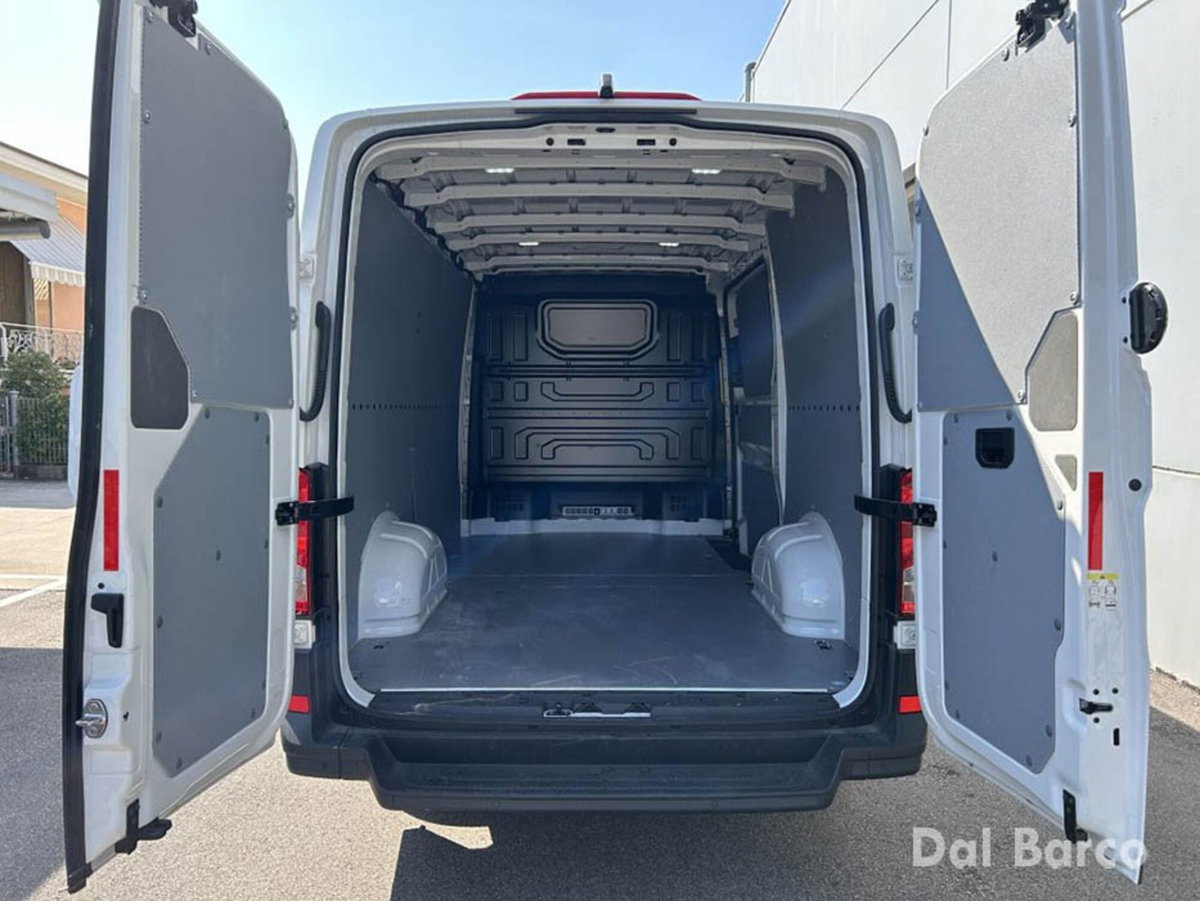 Volkswagen Veicoli Commerciali Crafter Furgone 30 2.0 TDI PM-TM Furgone Business (9)