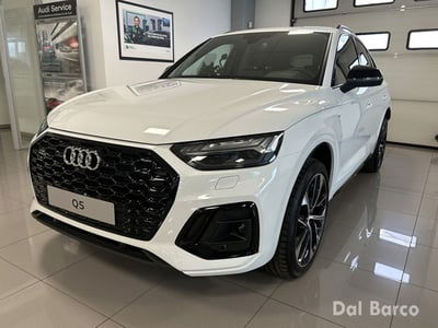 Audi Q5 Sportback 50 2.0 tfsi e Identity Black quattro s-tronic nuova