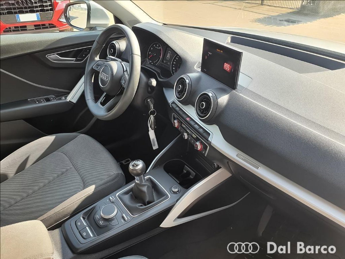 Audi Q2 Q2 1.0 TFSI (15)