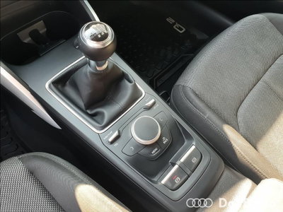 Audi Q2 Q2 1.0 TFSI (18)