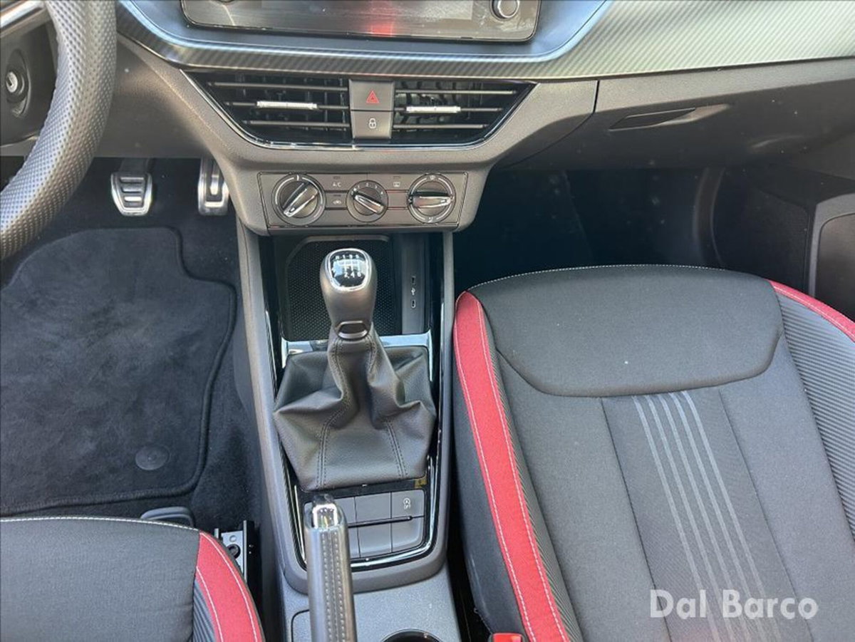 Skoda Kamiq 1.0 TSI 110 CV Monte Carlo (17)