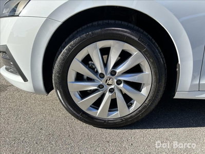 Skoda Octavia 2.0 TDI EVO SCR 150 CV DSG Sportline (10)