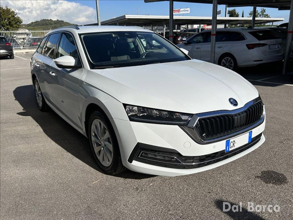 Skoda Octavia 2.0 TDI EVO SCR 150 CV DSG Sportline (3)