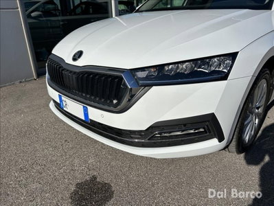 Skoda Octavia 2.0 TDI EVO SCR 150 CV DSG Sportline (9)