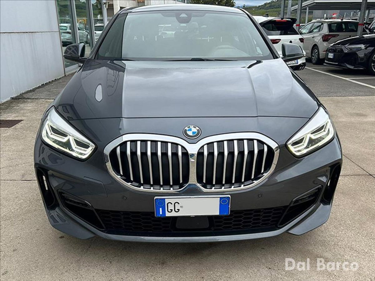 BMW Serie 1 116d 5p. Sport (2)