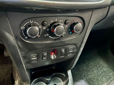 Dacia Sandero Stepway 1.5 dCi 8V 90CV Prestige (12)