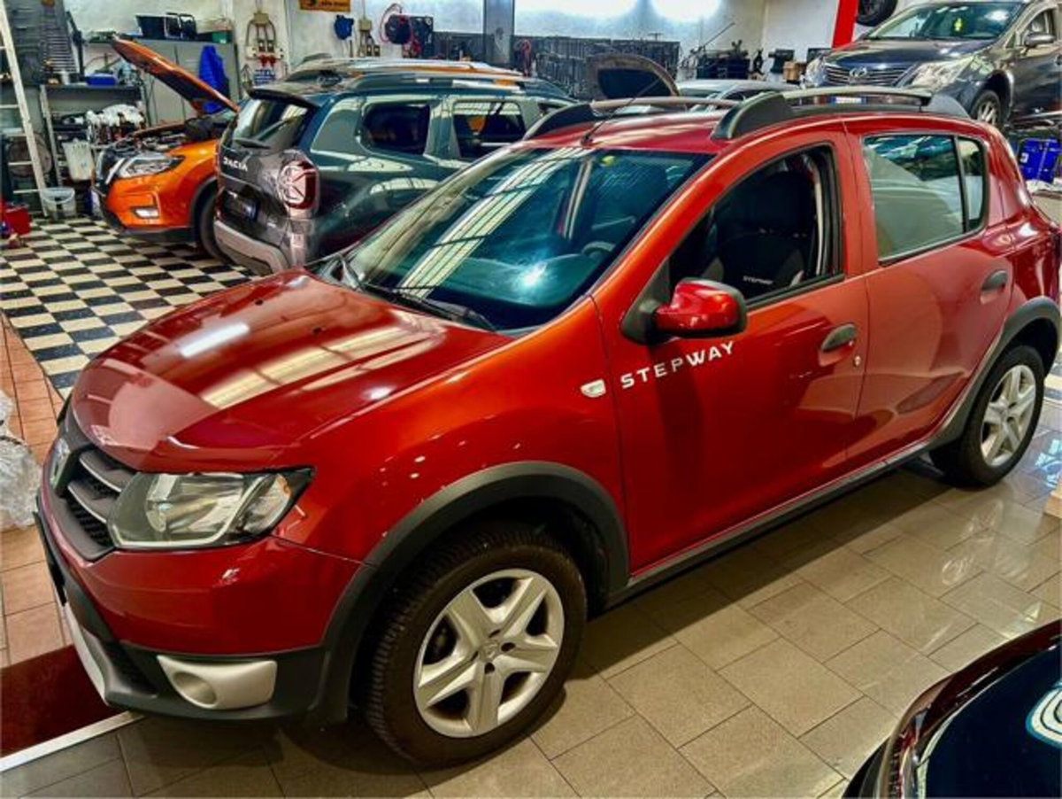 Dacia Sandero Stepway 1.5 dCi 8V 90CV Prestige (2)