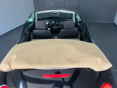 Volkswagen New Beetle Cabrio TDI 101CV (11)