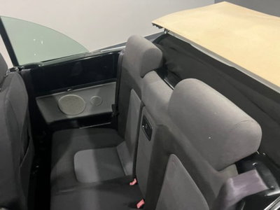Volkswagen New Beetle Cabrio TDI 101CV (9)