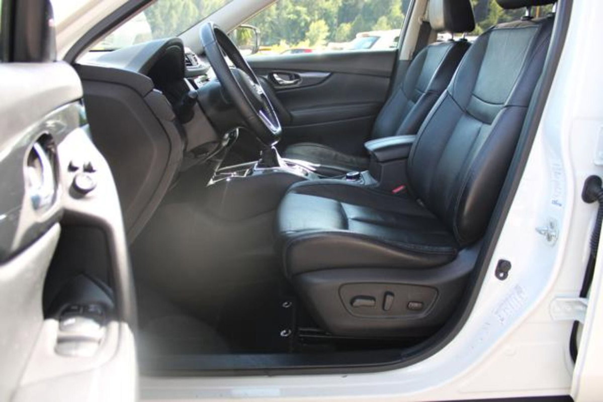 Nissan X-Trail 2.0 dCi 4WD Acenta (11)