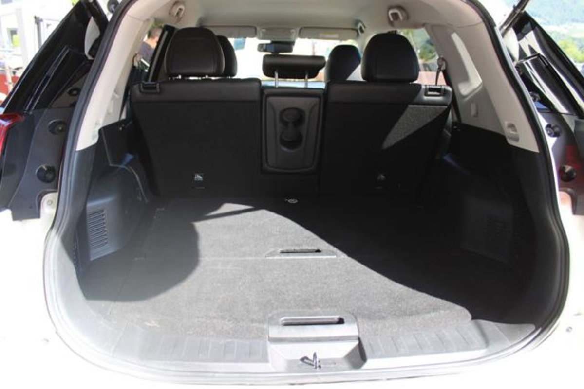 Nissan X-Trail 2.0 dCi 4WD Acenta (16)