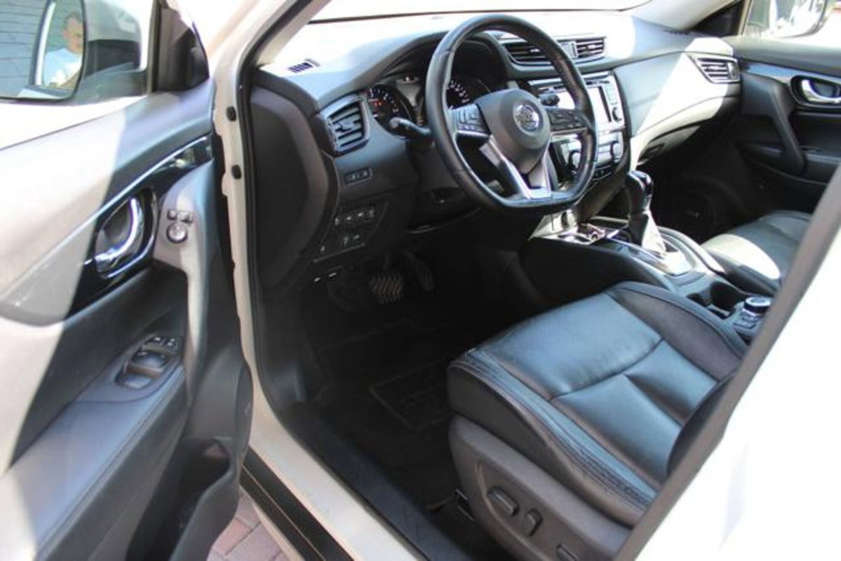 Nissan X-Trail 2.0 dCi 4WD Acenta (8)