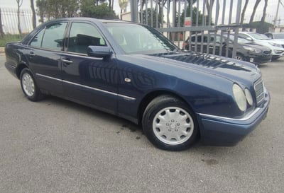 Mercedes-Benz Classe E 200 cat Elegance usata