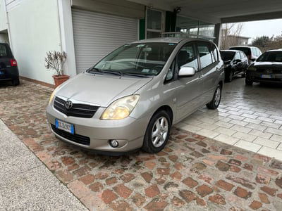 Toyota Corolla Verso 2.0 tdi D-4D