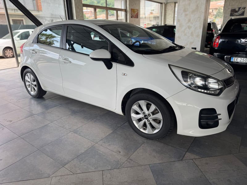 Kia Rio 1.1 CRDi 5p. Cool