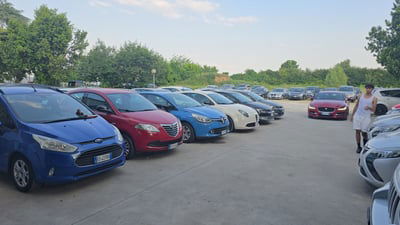 Peugeot 207 HDi 70CV 5p. Active usata