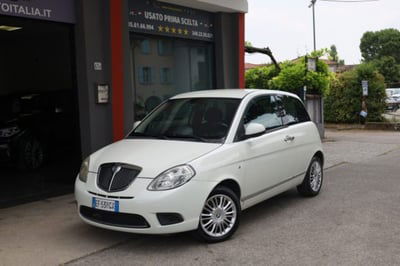 Lancia Ypsilon 1.2 69 CV Unyca usata