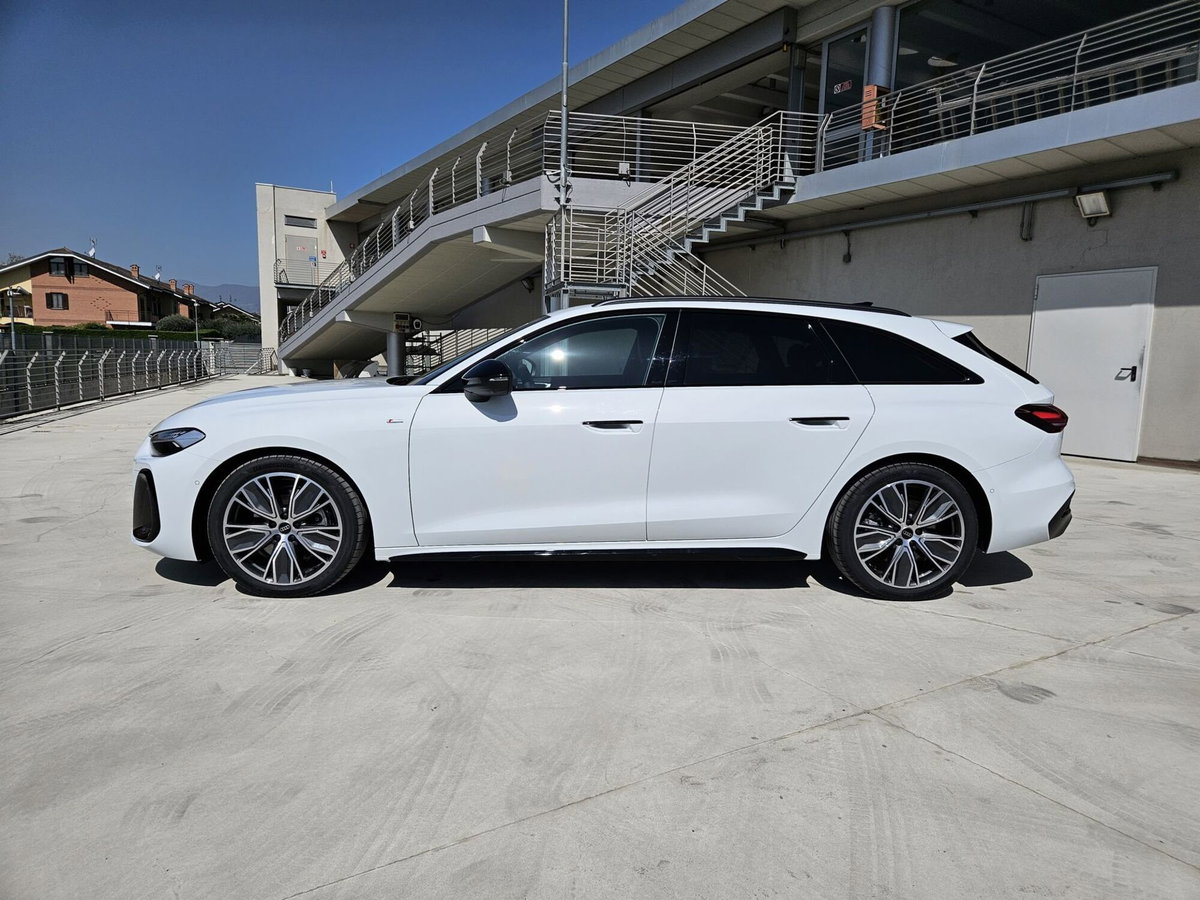 Audi A5 Avant 2.0 tdi mhev+ S line edition 204cv s-tronic (11)