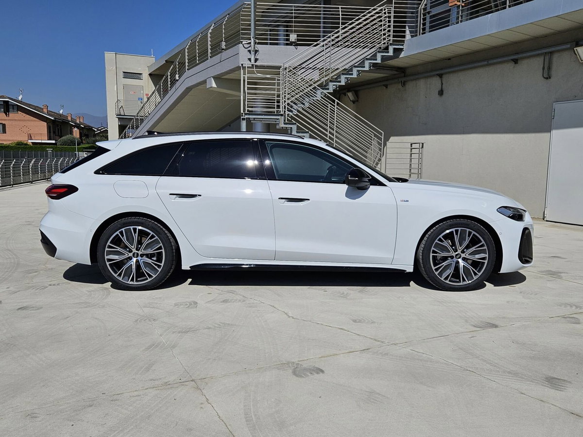 Audi A5 Avant 2.0 tdi mhev+ S line edition 204cv s-tronic (6)