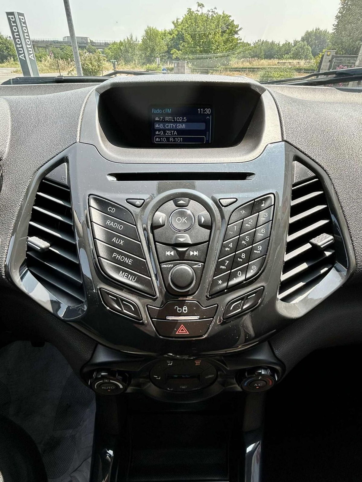 Ford EcoSport 1.5 TDCi 95 CV Titanium (11)