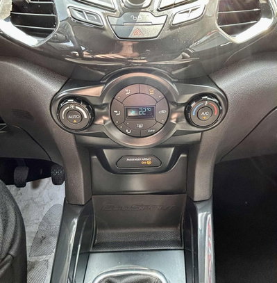 Ford EcoSport 1.5 TDCi 95 CV Titanium (13)