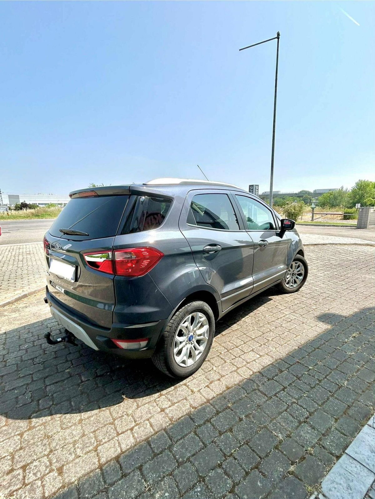 Ford EcoSport 1.5 TDCi 95 CV Titanium (3)