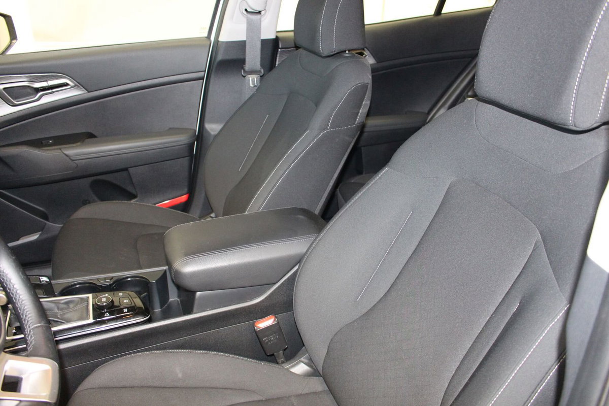 Kia Sportage 1.6 crdi mhev Style dct (8)