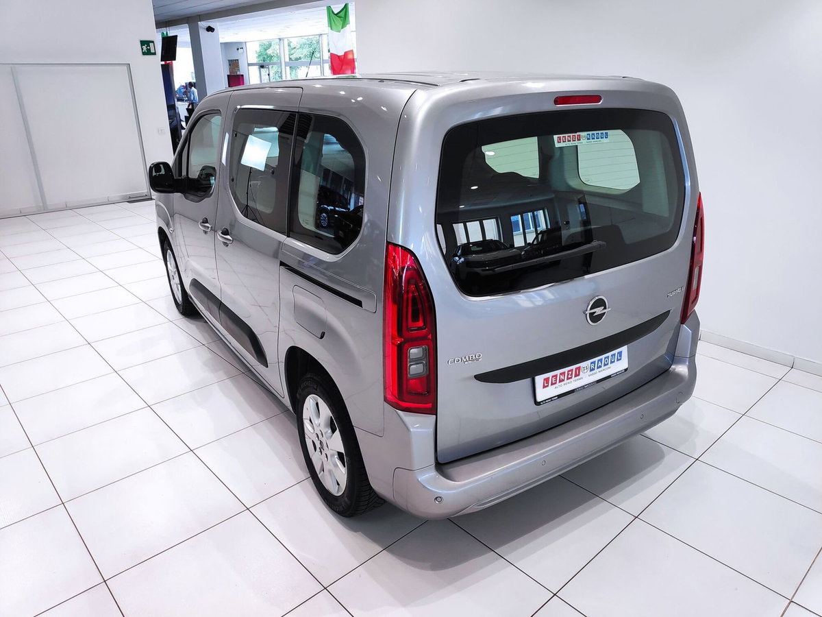 Opel Combo Life 1.5D 100 CV S&S Elegance (17)