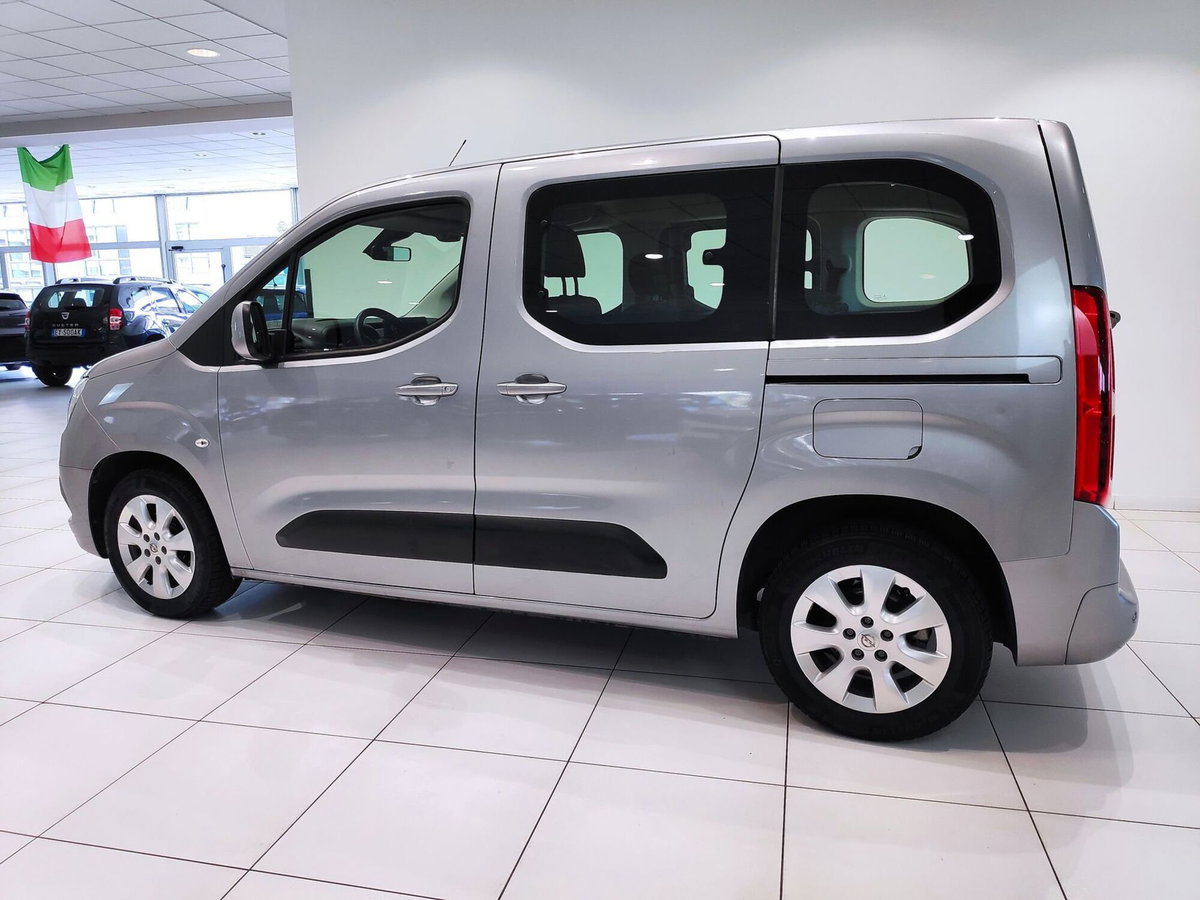 Opel Combo Life 1.5D 100 CV S&S Elegance (18)