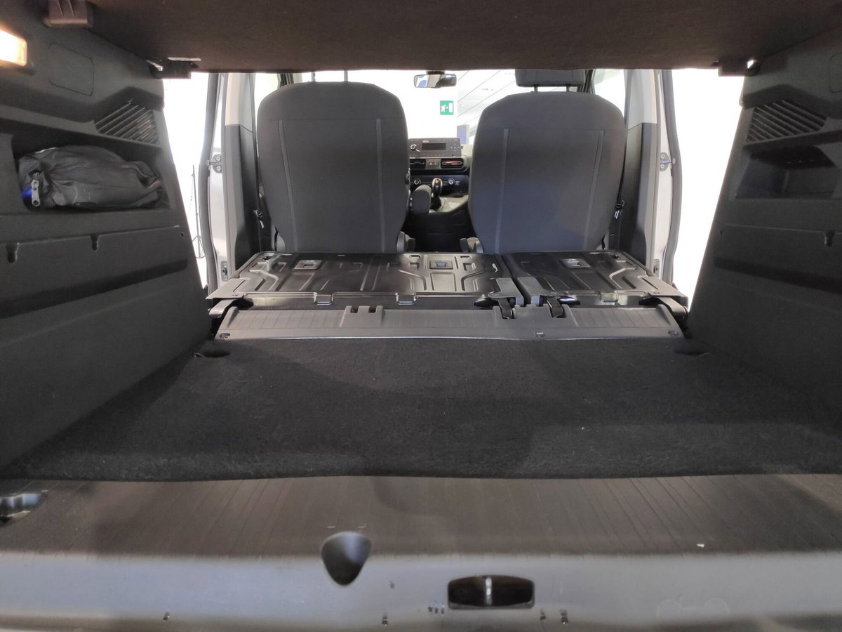 Opel Combo Life 1.5D 100 CV S&S Elegance (6)